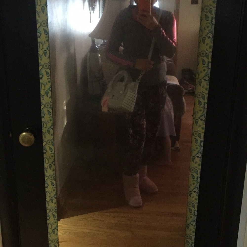 ๐SALEโฌ๏ธBetsey Johnson Cat face satchel๐๐ - Picture 8 of 8